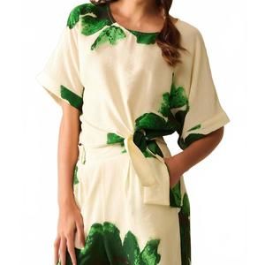 NEW Q2 tropical bloom tie waist top in green